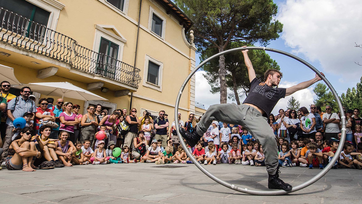 https://www.isoladieinstein.it/wp-content/uploads/2026/06/scienza-strada.jpg